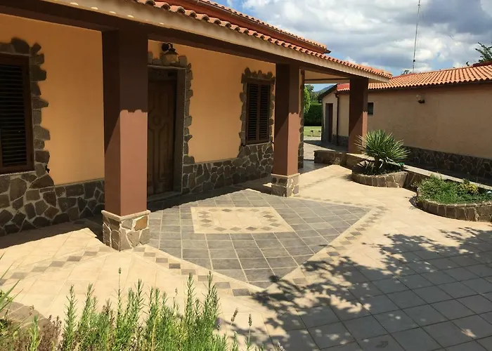 Villamorus * Santa Maria la Palma